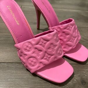 Pink heels
